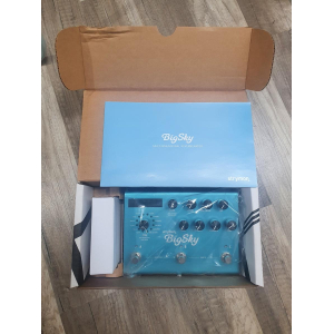 BigSky Strymon is a powerful and versatile reverb pedal that will take your audio experience to new heights. With its advanced t