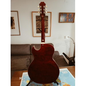 The Epiphone ES-175