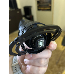 El Tecurs Micro USB es un micrófono de condensador ideal para grabaciones de alta calidad. Gracias a su conexión USB, es muy 