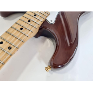 Fender Stratocaster con mástil de 3 tornillos, diapasón de arce