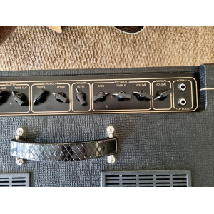 Vox AC15C1 Custom Combo de guitarra de 15 vatios y 1x12" de 2 canales