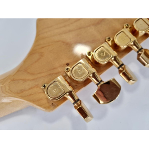 Fender Stratocaster con mástil de 3 tornillos, diapasón de arce