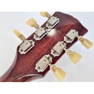 Gibson SG Special "Large Guard" con Vibrola
