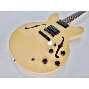 Gibson ES-335 Showcase