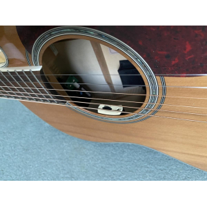 TAKAMINE GJ72CE-NAT Guitarra