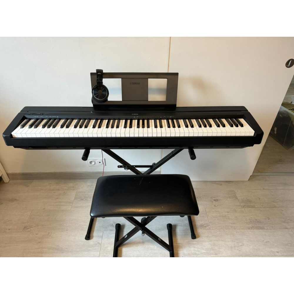 Yamaha P45 Piano