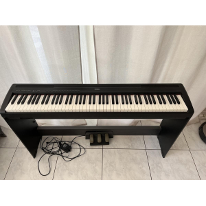 The Yamaha P-85 is a versatile digital piano that combines superb sound quality and realistic piano feel. With its 88-note Grade