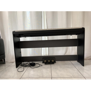 The Yamaha P-85 is a versatile digital piano that combines superb sound quality and realistic piano feel. With its 88-note Grade