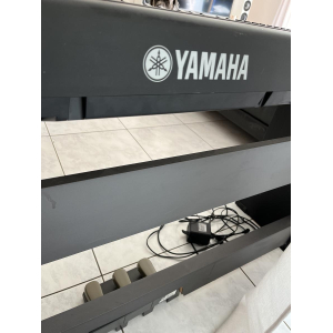 The Yamaha P-85 is a versatile digital piano that combines superb sound quality and realistic piano feel. With its 88-note Grade
