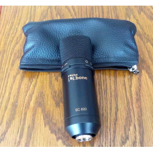 El T-BONE SC600 Micro Studio es un micrófono de estudio de alta gama diseñado para capturar con precisión los sonidos de 