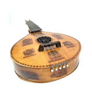 Cistro del Entlenbuch (Halszither suiza) de la década de 1850