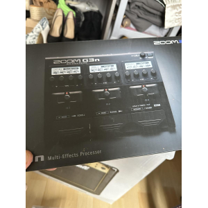 Guitare électrique Yamaha et accessoires