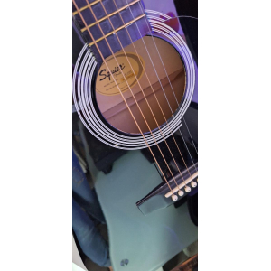 Squier by Fender SA105 Guitar