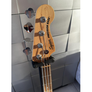 Squier by Fender guitare basse + ampli Fender