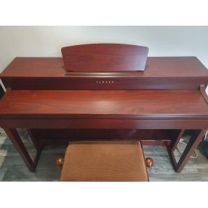 Yamaha CLP430-M Piano