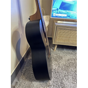 T70A Black Satin (BLS) acoustic guitar in perfect condition