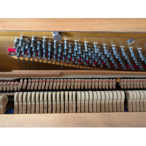 Thersen Piano derecho 1935