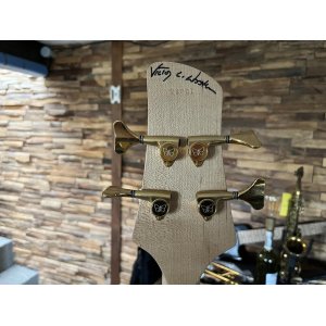 Fodera Monarch 4 Standard