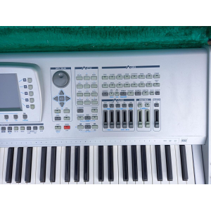 Ketron Audya es un potente teclado de avanzada desarrollado específicamente para músicos profesionales y aficionados 