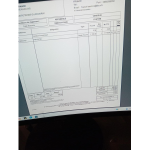 The Yamaha PSR-SX700 is a versatile and powerful keyboard that combines advanced technology with exceptional sound quality. With