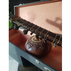 Rikhi Ram Sitar antiguo