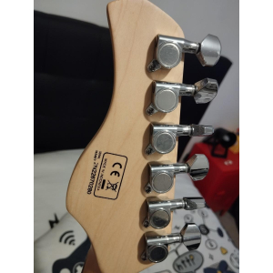 Larry Carlton S3 VWH RN (Vintage White)