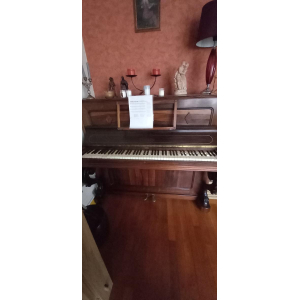J. Huron piano vertical