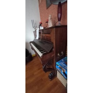 J. Huron upright piano