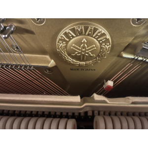 Yamaha U3 piano vertical profesional.