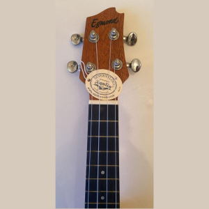 El nuevo ukulele soprano uk-07