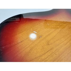 Fender Precision Bass 1997-1998 Sunburst crafted in Japan