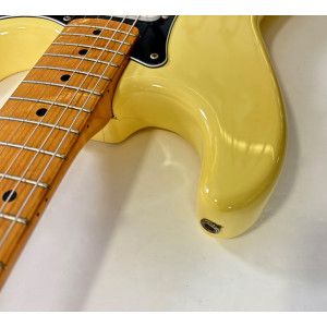 Fender Stratocaster ST-72 Vintage White 1993-1994 made in Japan