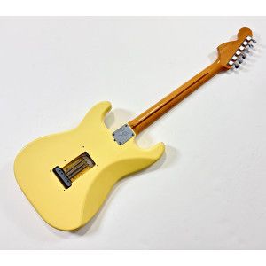 Fender Stratocaster ST-72 Vintage White 1993-1994 made in Japan