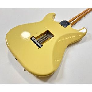 Fender Stratocaster ST-72 Vintage White 1993-1994 made in Japan