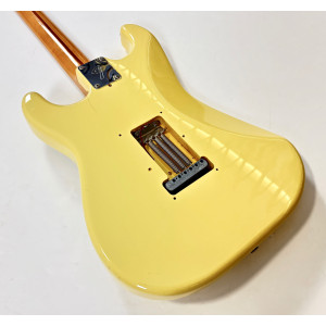 Fender Stratocaster ST-72 Vintage White 1993-1994 made in Japan