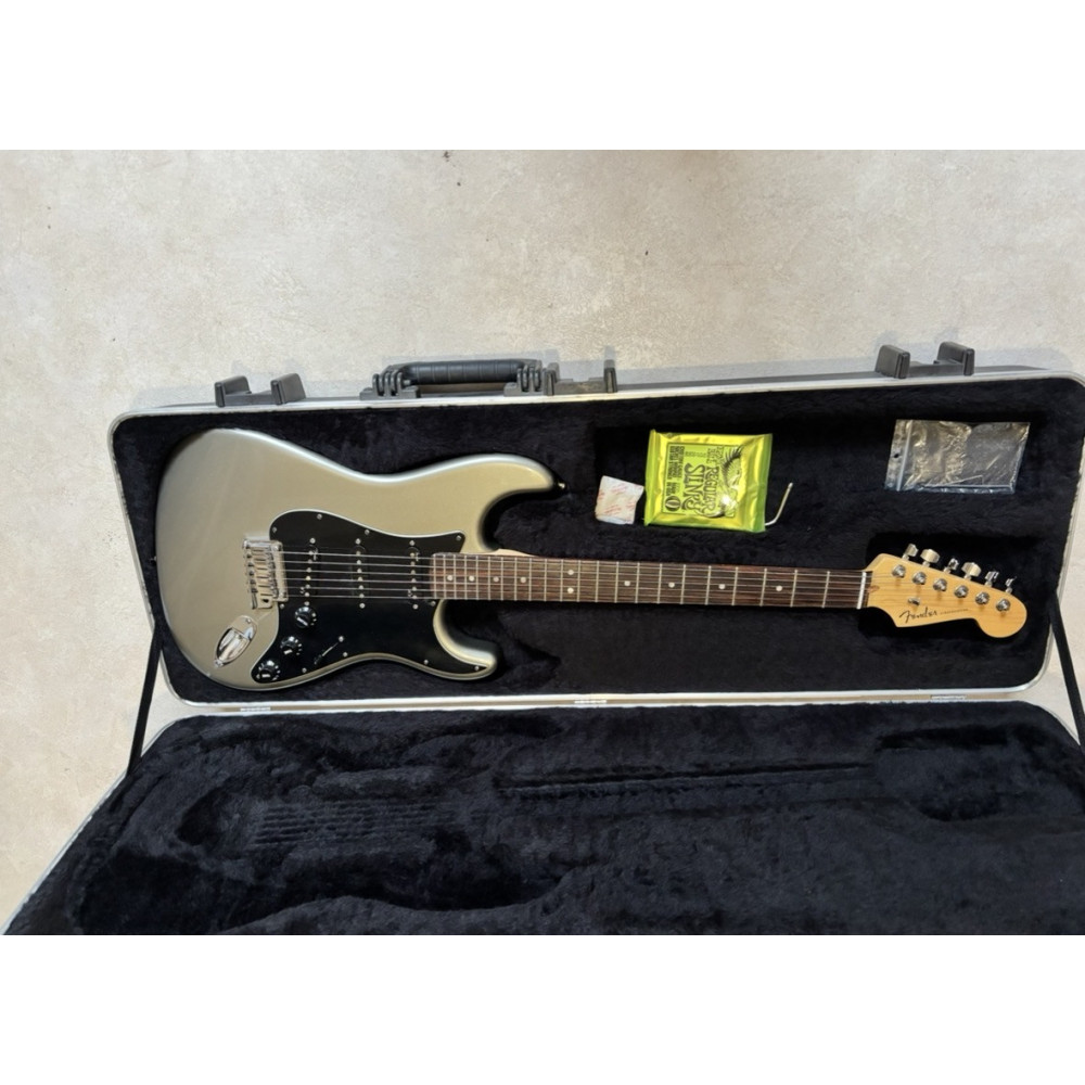 Fender American Deluxe Stratocaster® 2010