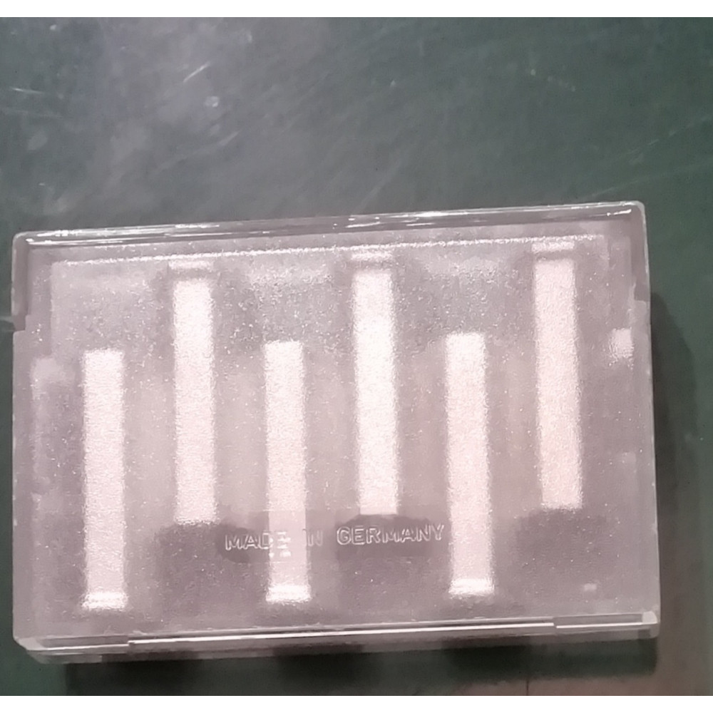 DIAPASON HERIBA pour Guitare LA-440 dans son étui