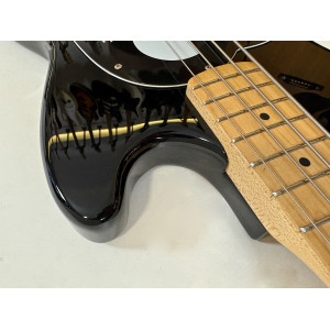 Squier Bronco Affinity Badtz-Maru 2006 Black