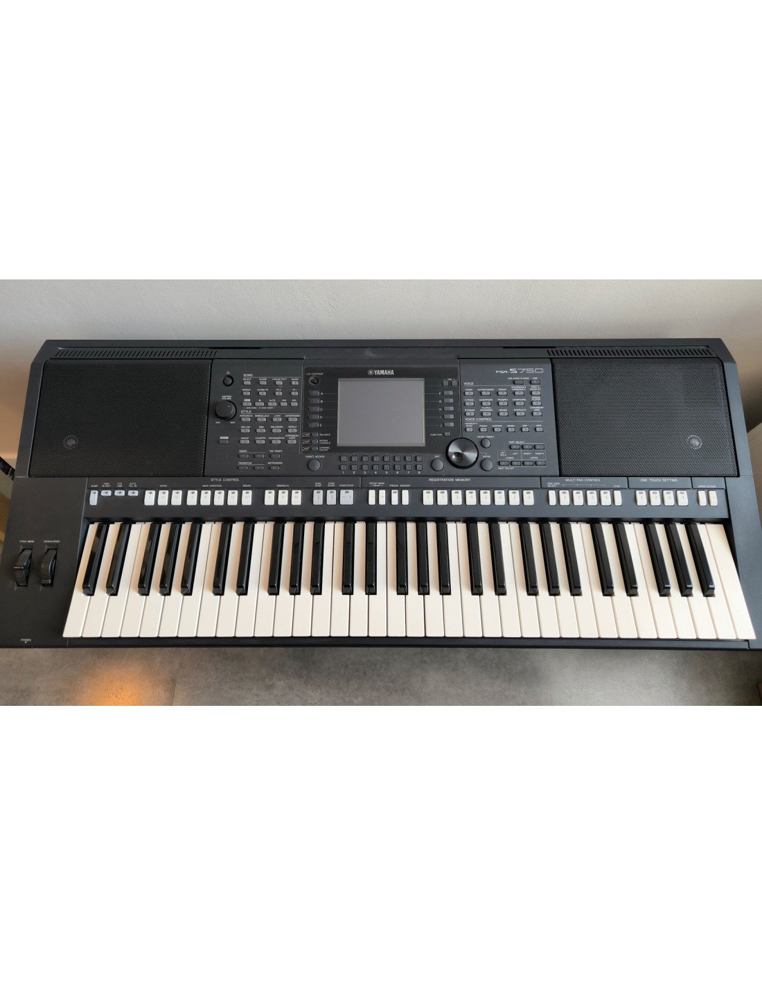 Yamaha PSR S 750