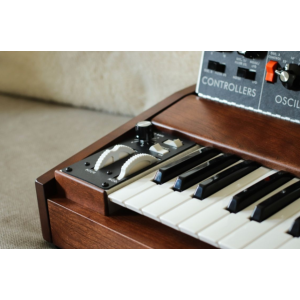 MOOG Minimoog Model D 2023 neuf + case
