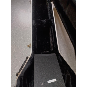 Ovation Celebrity CC44S - Guitarra Acústica