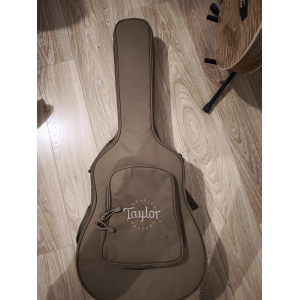 Taylor 150e 12 cordes