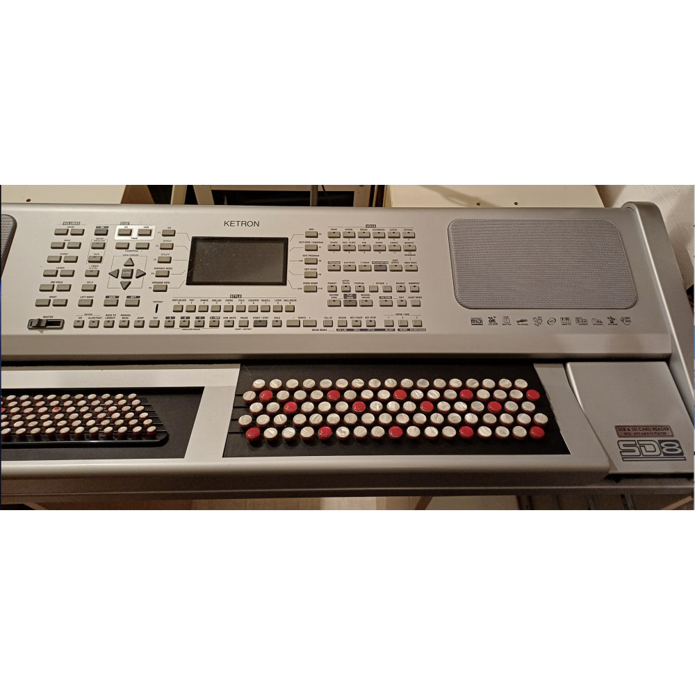 KETRON SD8 - Clavier arrangeur bouton + lecteur SD/USB