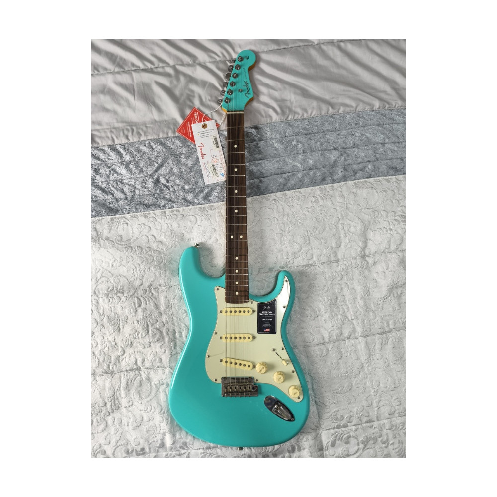Fender Stratocaster American Professional II – Edición Limitada – Sea Foam Green