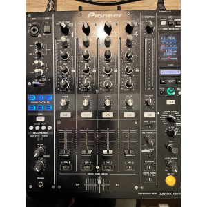 Pioneer 2 CDJ 2000 Nxs + 1 DJM900 Nxs