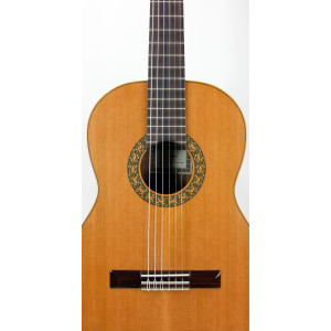 Guitarra Esteve Mod.1 Tapa de cedro brillante