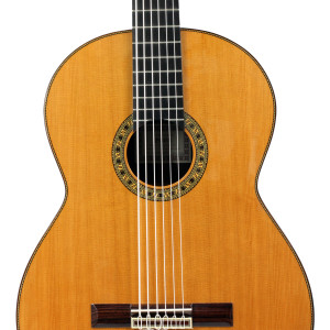 Esteve 6C Octave Bass Table Cedar