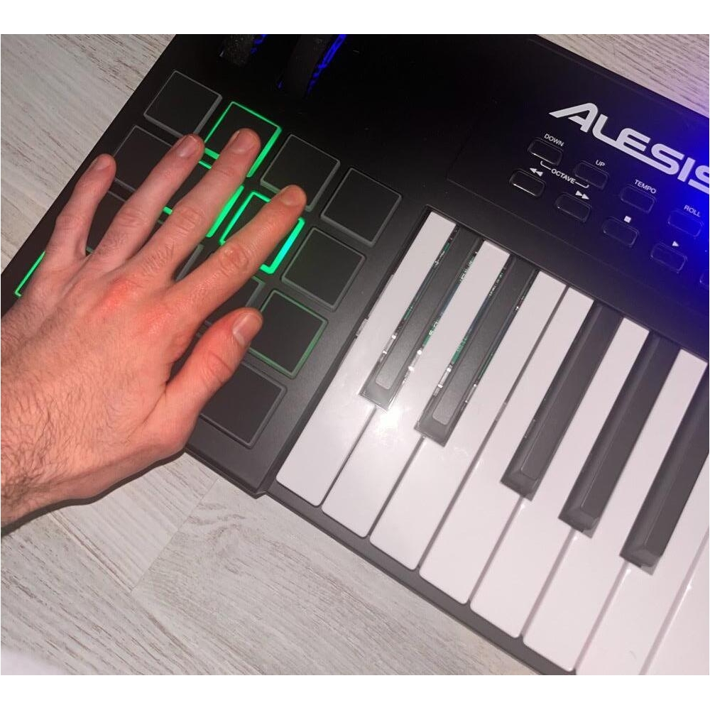 Alesis VI49 - MIDI keyboard and USB controller