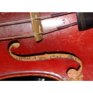 Violín Antonio Stradivari Faciebat de 1725