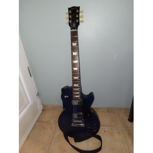 Gibson Les Paul Studio azul desgastada